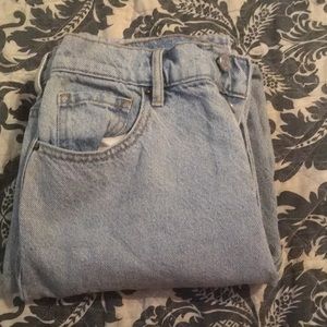Pac Sun Ripped Mom Jean